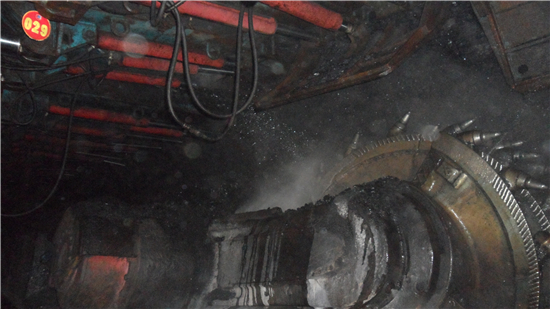 扇形喷嘴在井下降尘图