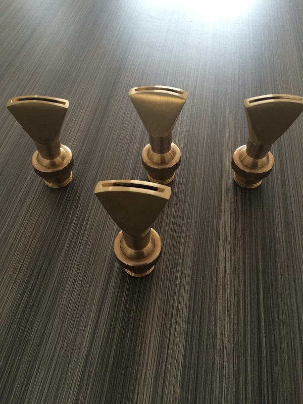 鸭嘴式清洗喷嘴