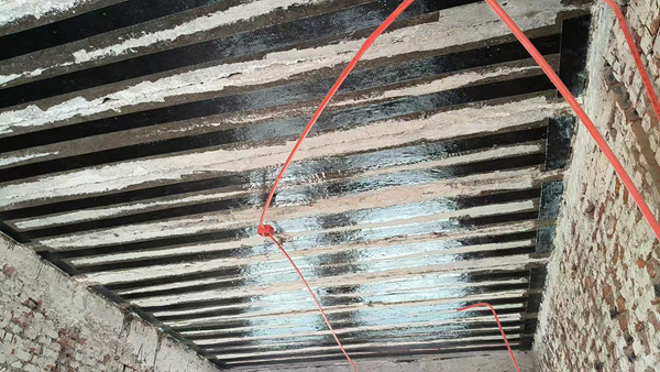 楼板碳纤维加固